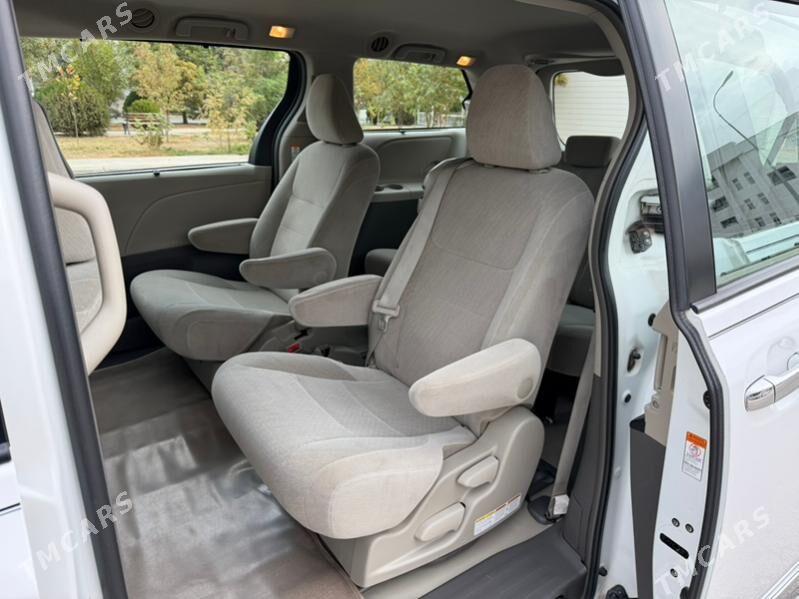 Toyota Sienna 2017 - 365 000 TMT - Ашхабад - img 7