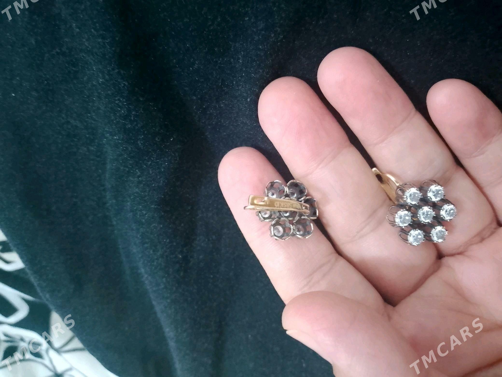 Gyzyl gulaksyrga - ул. Московская (10 йыл абаданчылык ш.) - img 1