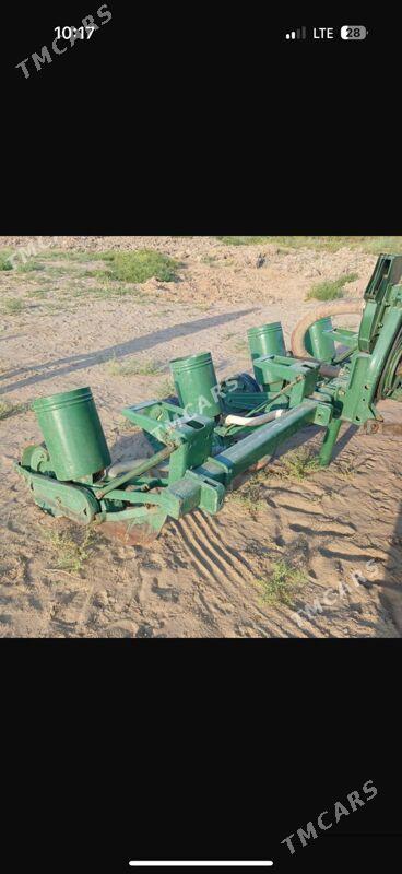 MTZ T-28 2014 - 19 000 TMT - Мары - img 2