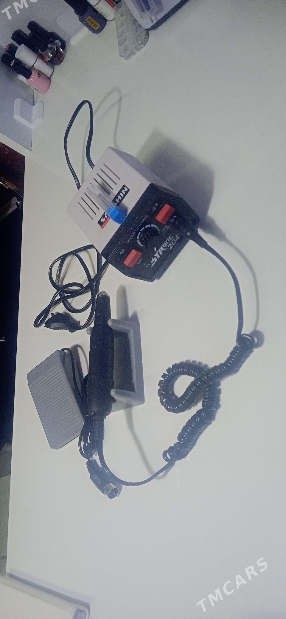 Маникюр dyrnak üçin - Büzmeýin GRES - img 1