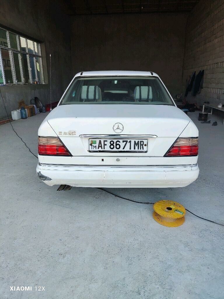 Mercedes-Benz 230E 1994 - 35 000 TMT - Мары - img 3