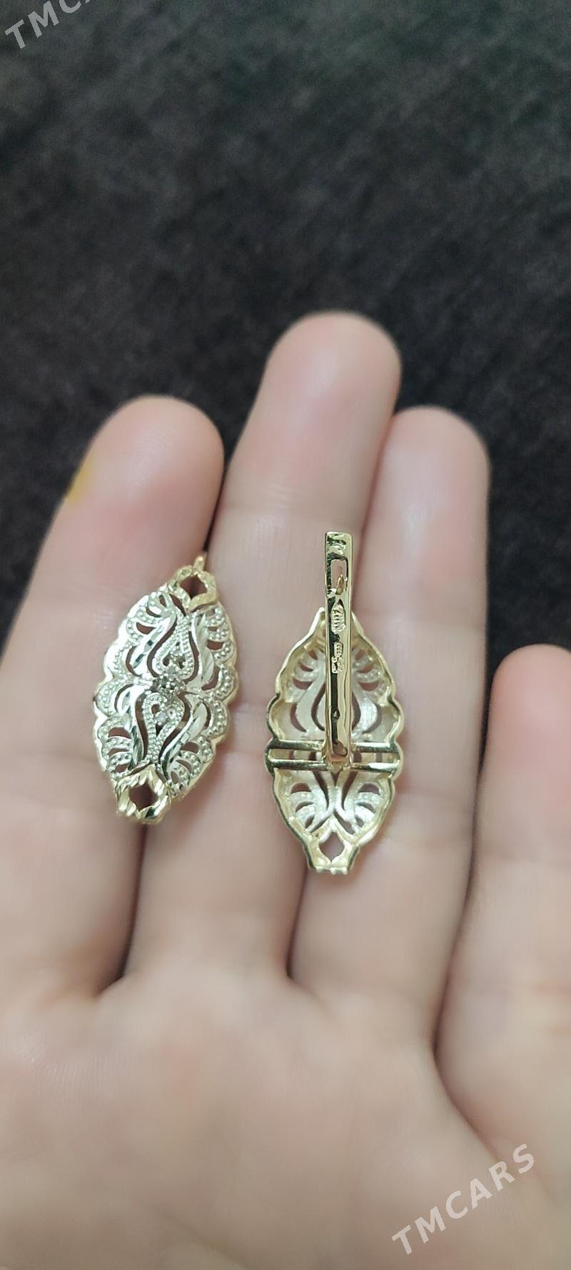 gyzyl gulakalka - Parahat 2 - img 2