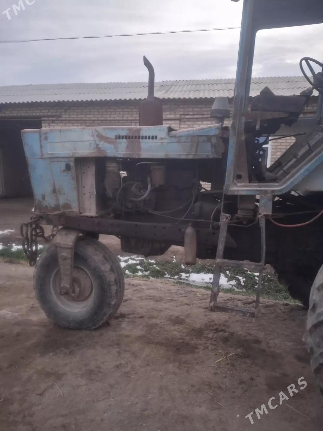 MTZ 80 1989 - 70 000 TMT - Garabekewül - img 3