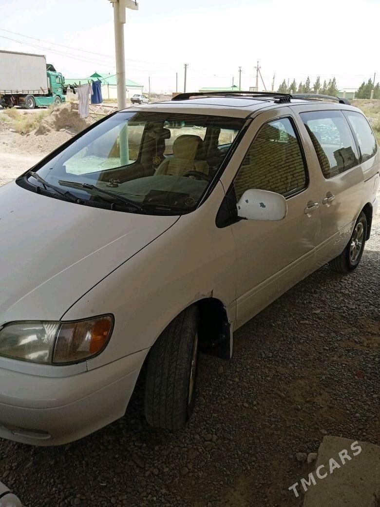 Toyota Sienna 2002 - 145 000 TMT - Мары - img 5