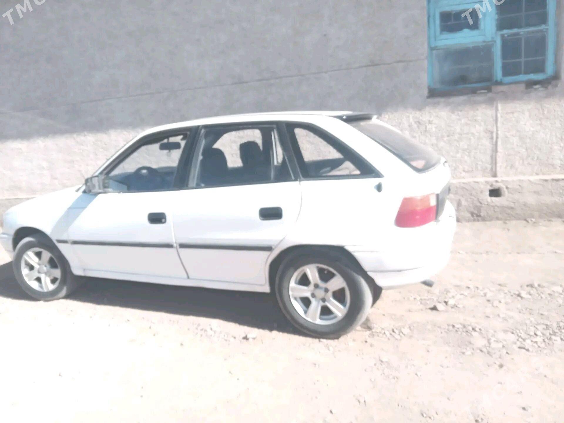 Opel Astra 1992 - 30 000 TMT - Кёнеургенч - img 5