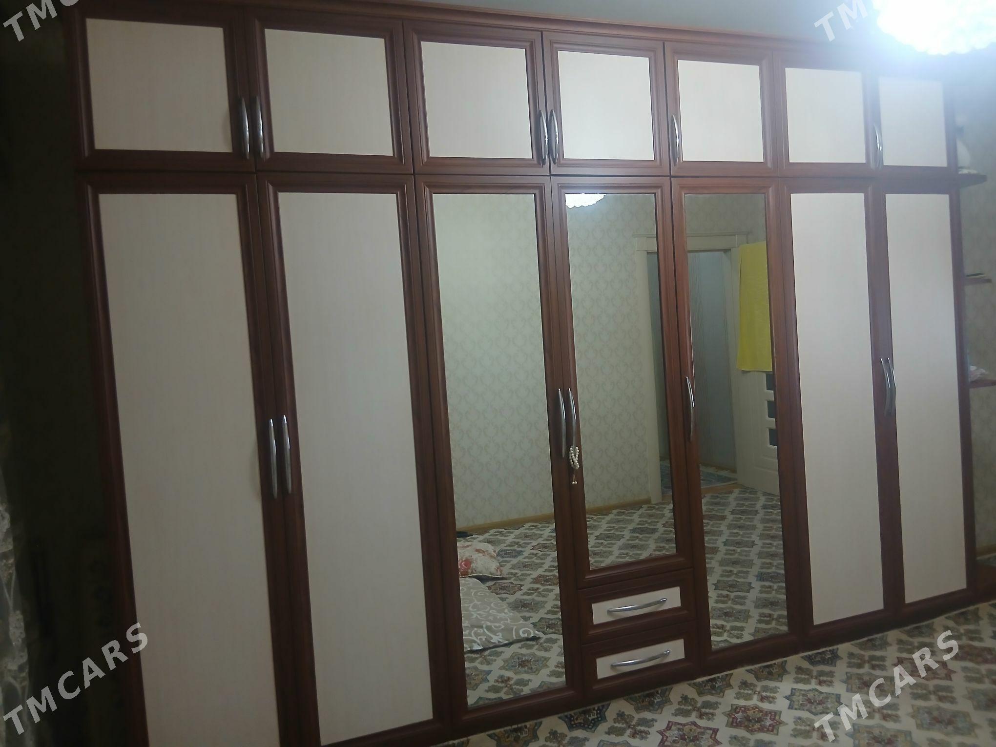 Mebil sfaner - Мир 2 - img 2