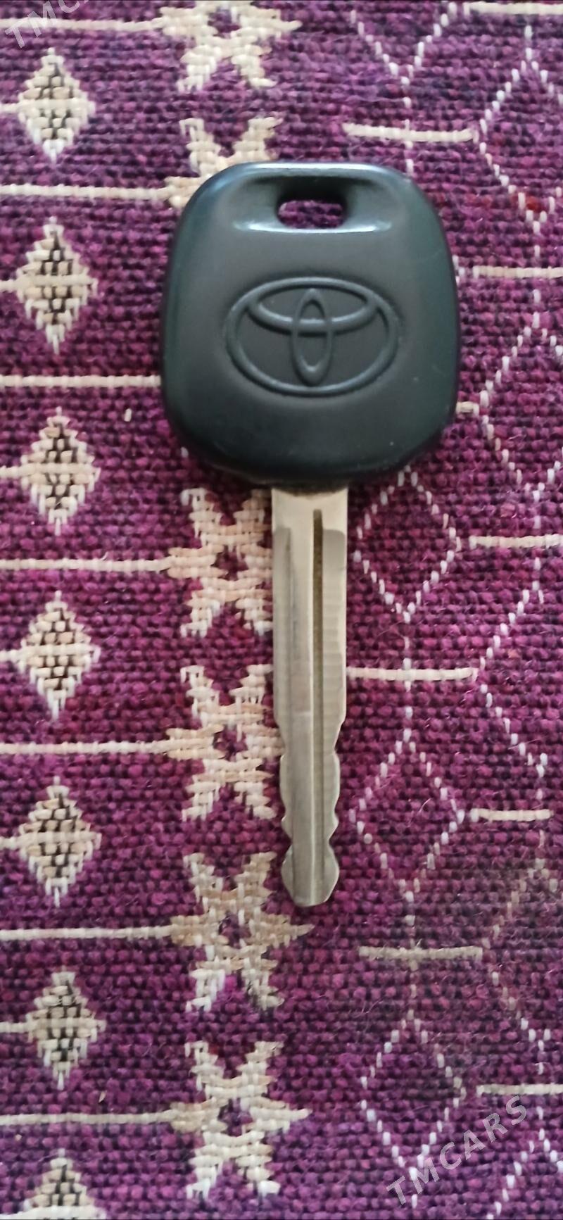 Toyota Corolla 2006 - 128 000 TMT - Türkmenabat - img 6