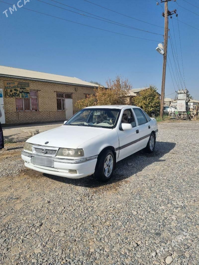 Opel Vectra 1990 - 25 000 TMT - Мары - img 1