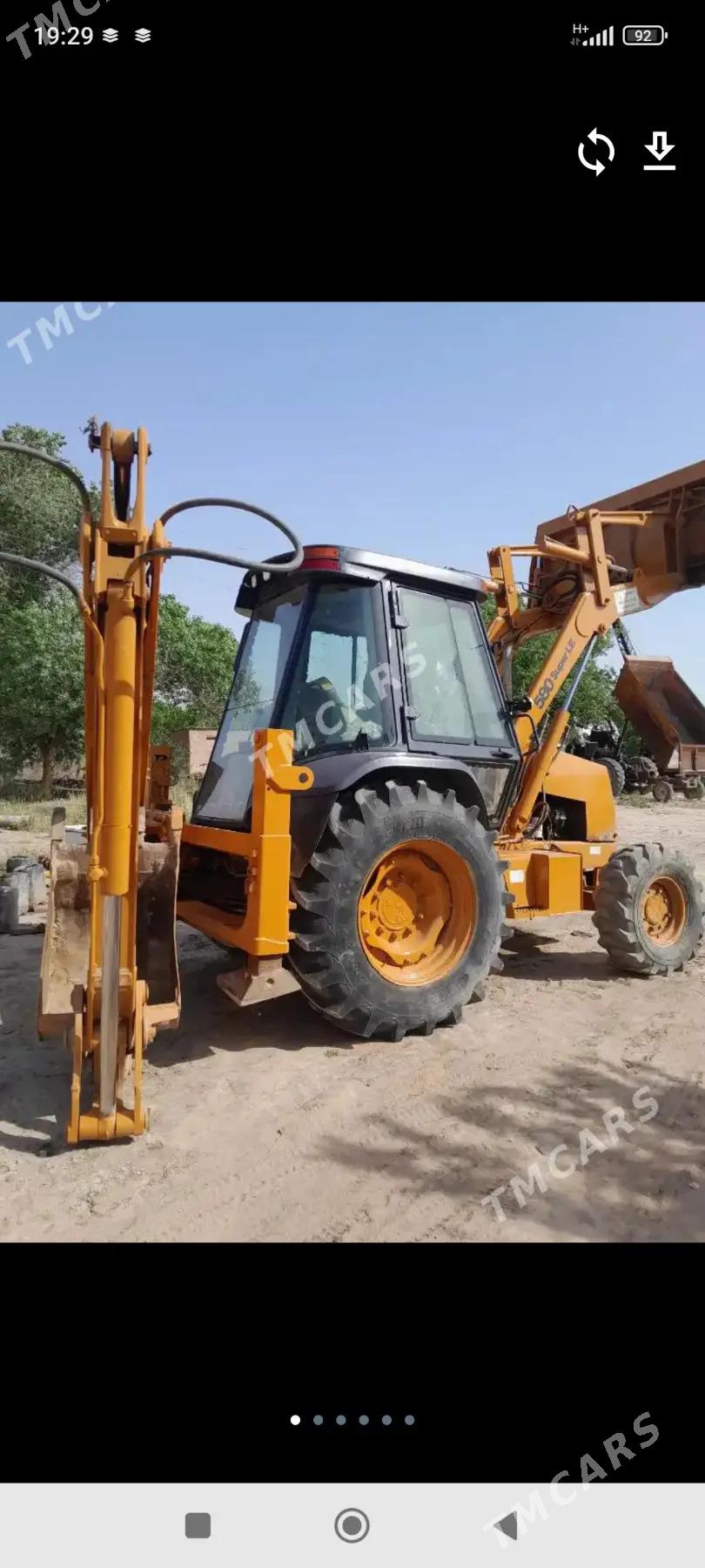JCB 4CX ECO 2003 - 300 000 TMT - Tejen - img 2