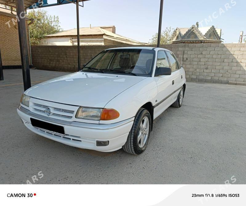 Opel Astra 1992 - 40 000 TMT - Мары - img 1