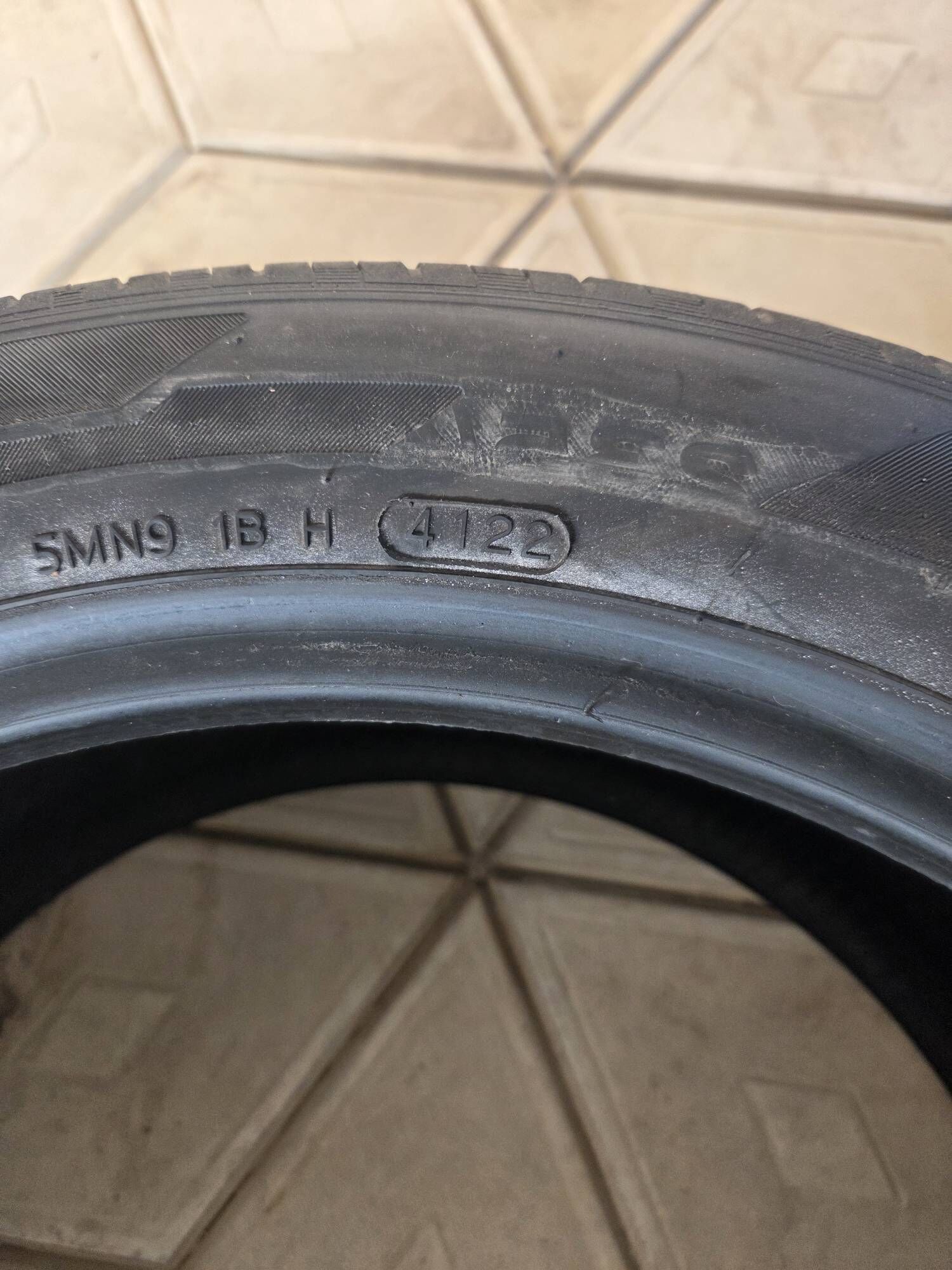 Hankook 235 45 18, ÿyl 2022 550 TMT - Büzmeýin - img 2