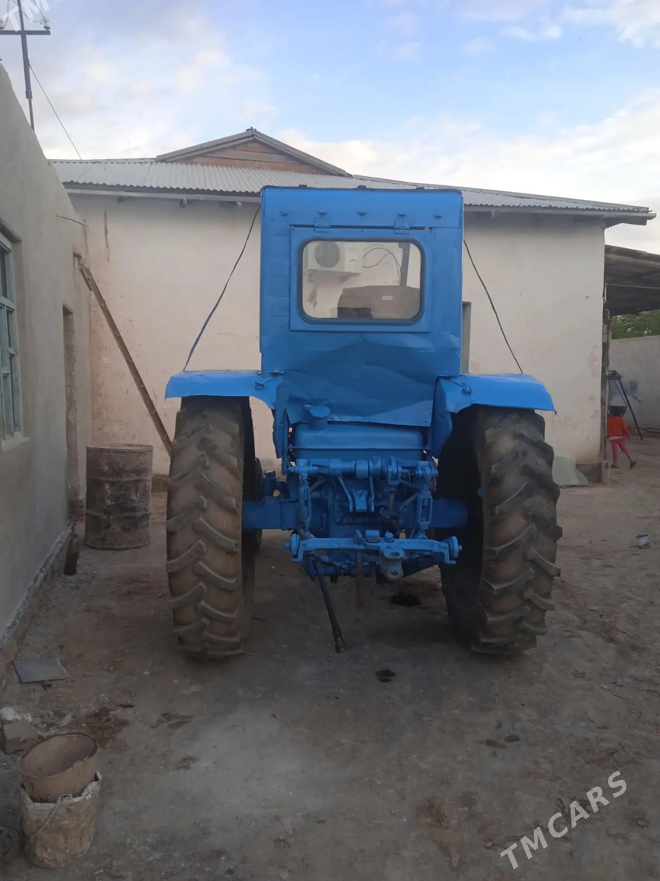 MTZ T-28 1995 - 35 000 TMT - Ходжамбаз - img 1