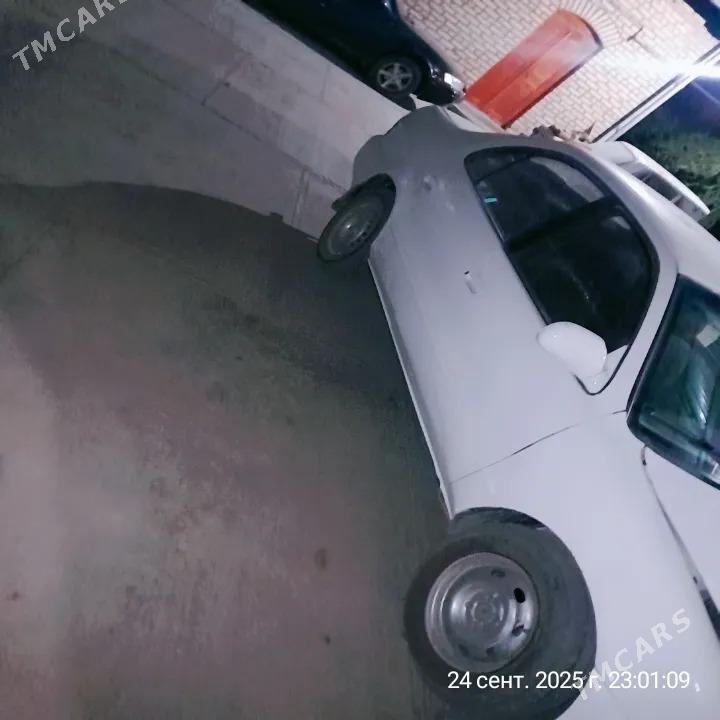 Toyota Corolla 1992 - 42 000 TMT - Türkmengala - img 3