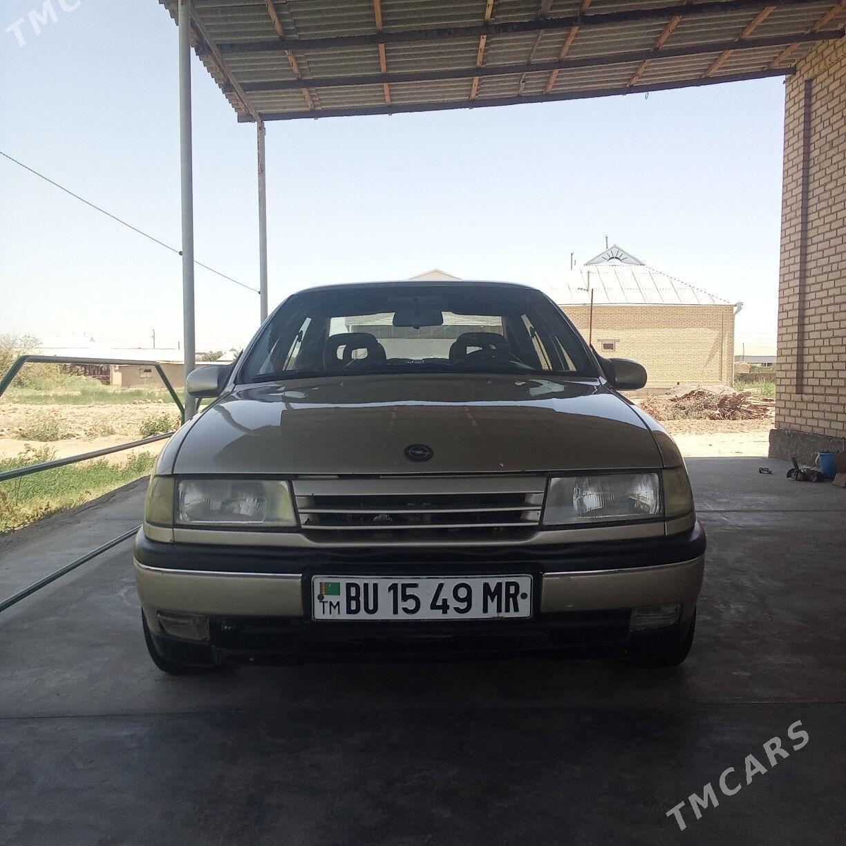 Opel Vectra 1991 - 40 000 TMT - Каракумский этрап - img 9