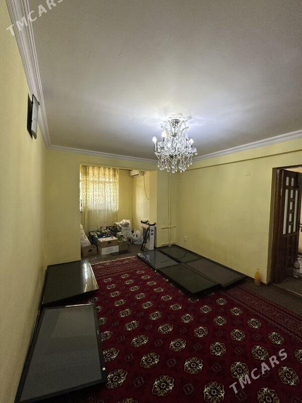 Engels 4 komnat - 30 мкр - img 3