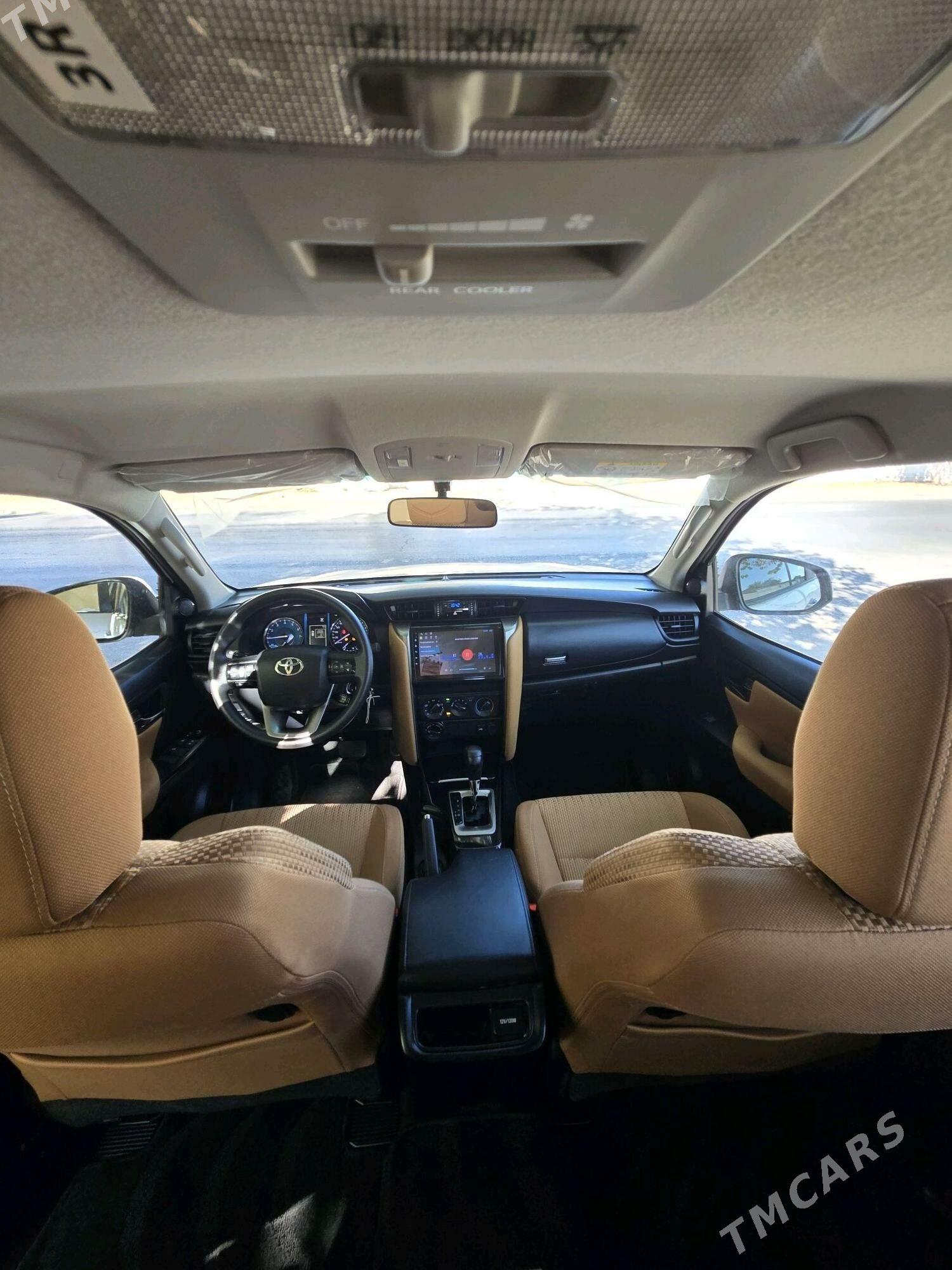 Toyota Fortuner 2024 - 592 000 TMT - Ашхабад - img 4