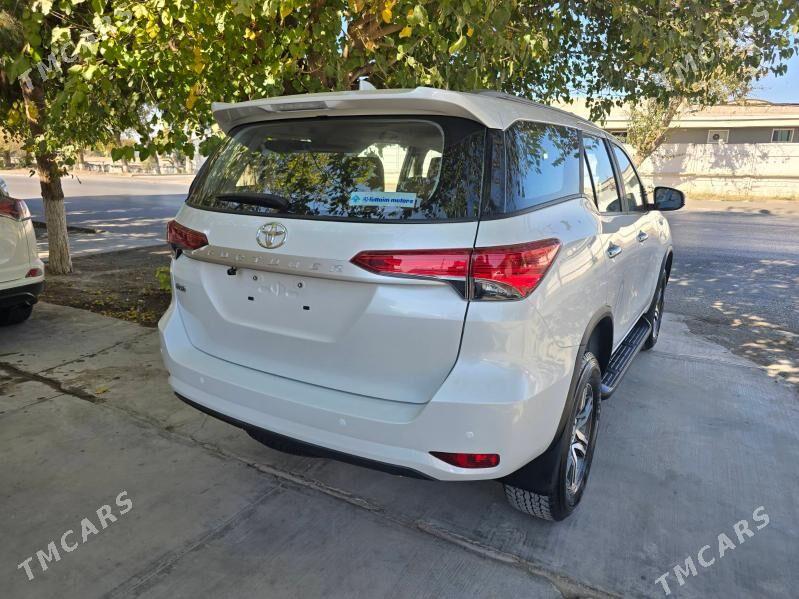 Toyota Fortuner 2024 - 592 000 TMT - Ашхабад - img 8