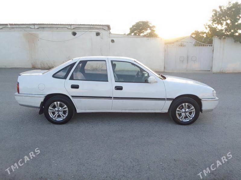 Opel Vectra 1990 - 50 000 TMT - Ашхабад - img 3