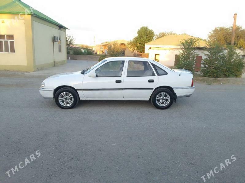 Opel Vectra 1990 - 50 000 TMT - Ашхабад - img 4