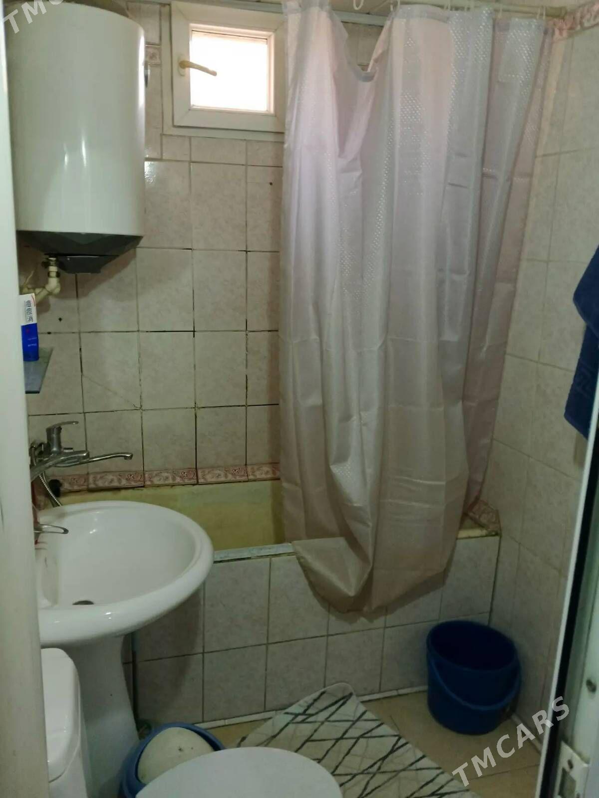 2 мкр 2 комнаты 1 этаж - Ашхабад - img 2