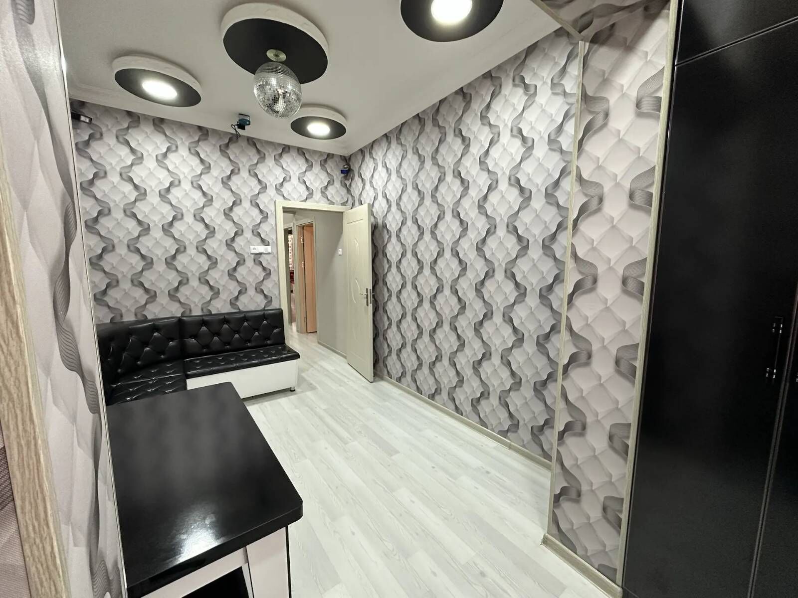 Мир 3 5эт 4ком 92м2 Срочно - Ашхабад - img 10