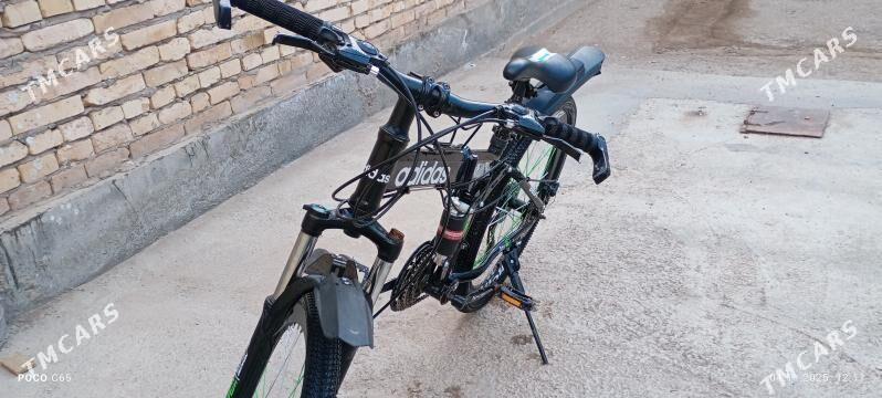 Adidas - Туркменабат - img 2