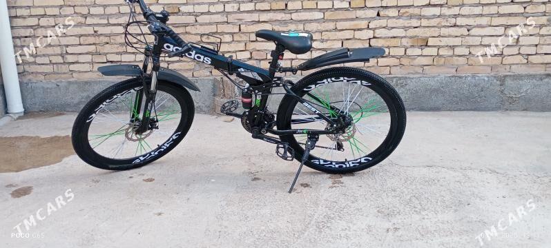 Adidas - Туркменабат - img 1