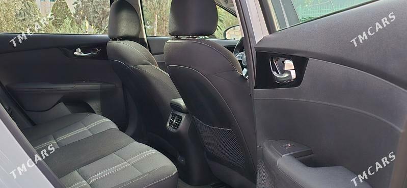 Kia Forte 2023 - 270 000 TMT - Мары - img 8