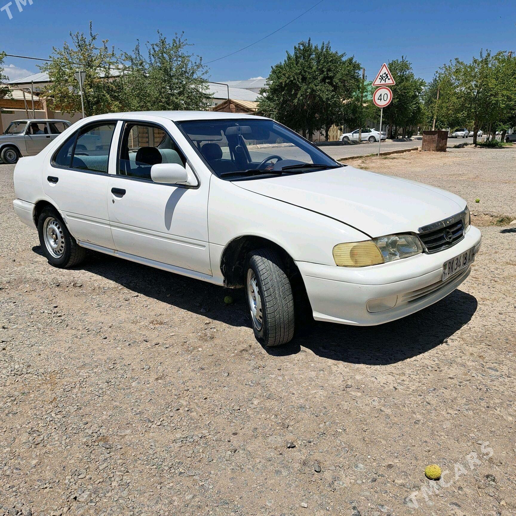 Nissan Sunny 2000 - 31 000 TMT - Теджен - img 3