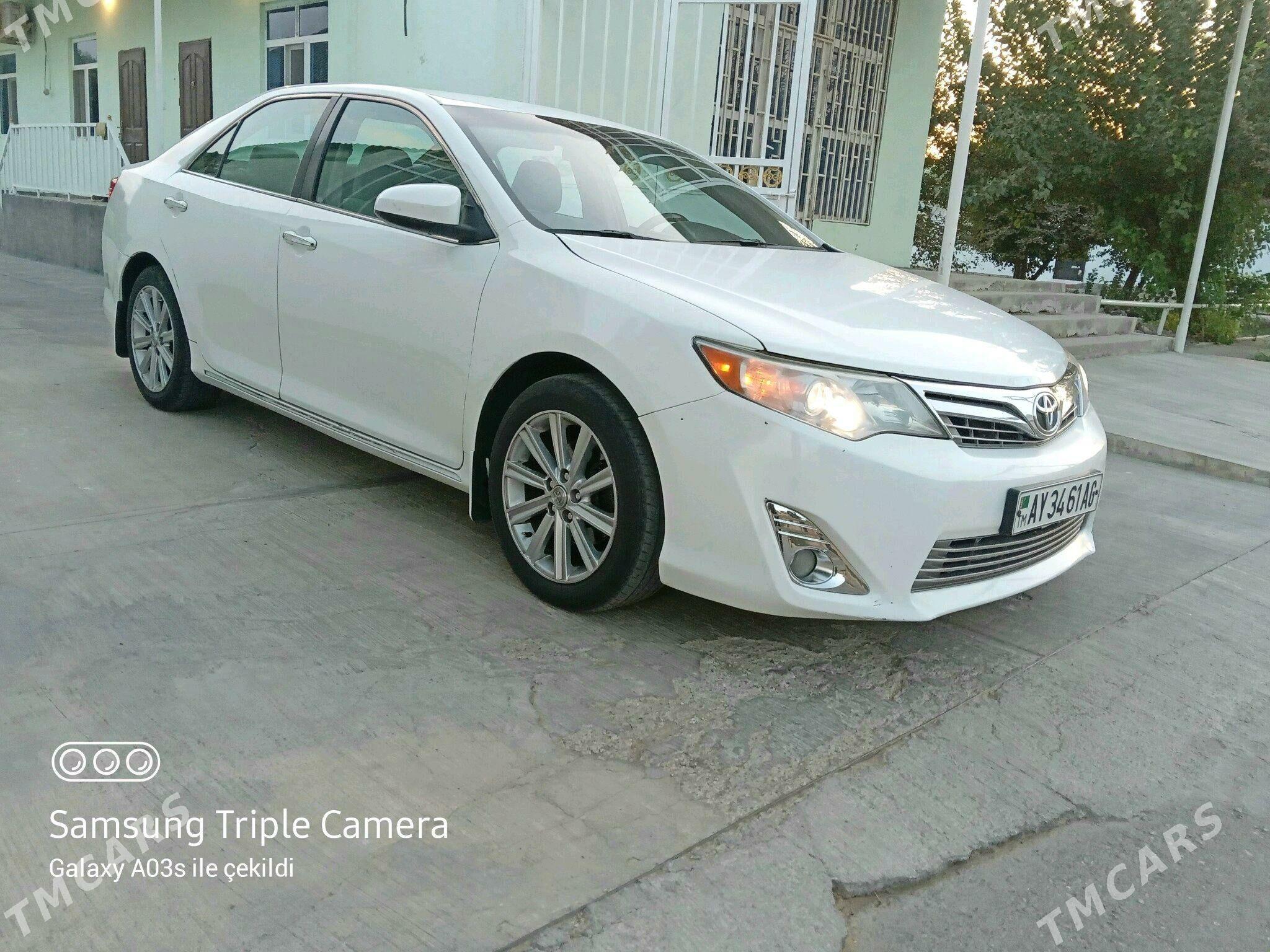 Toyota Camry 2012 - 220 000 TMT - Gökje - img 1