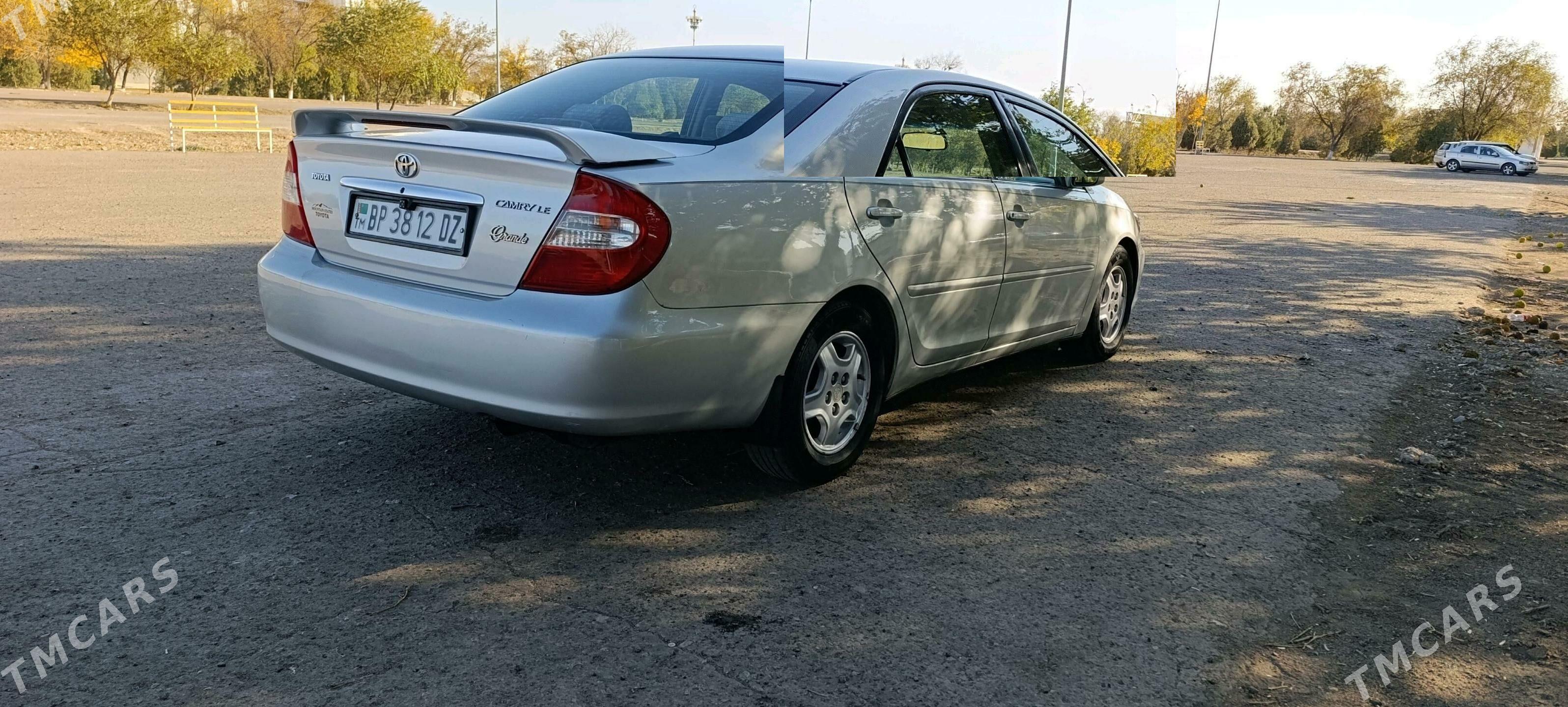 Toyota Camry 2003 - 155 000 TMT - Дашогуз - img 2