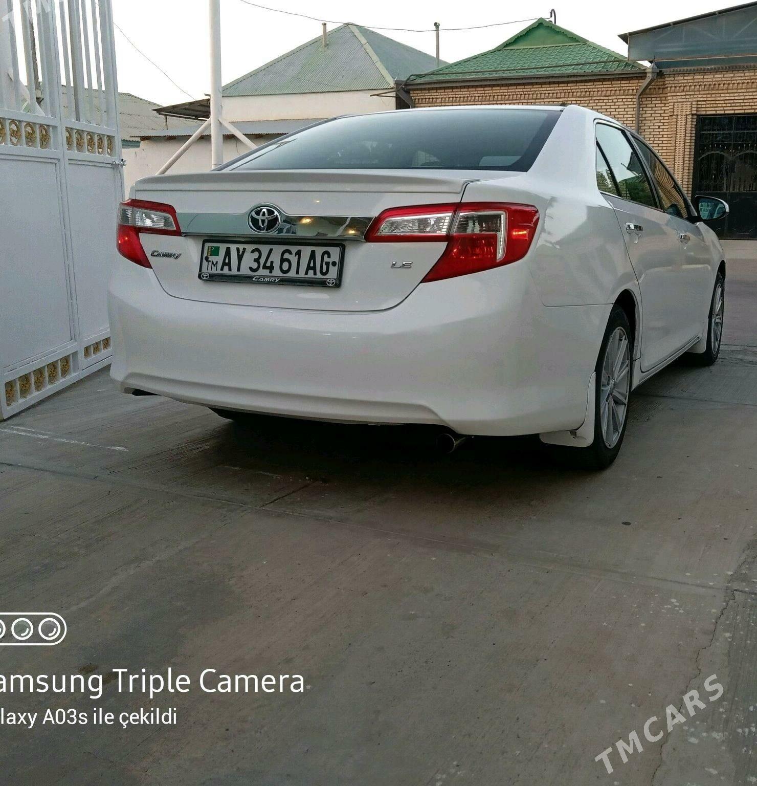 Toyota Camry 2012 - 220 000 TMT - Gökje - img 3