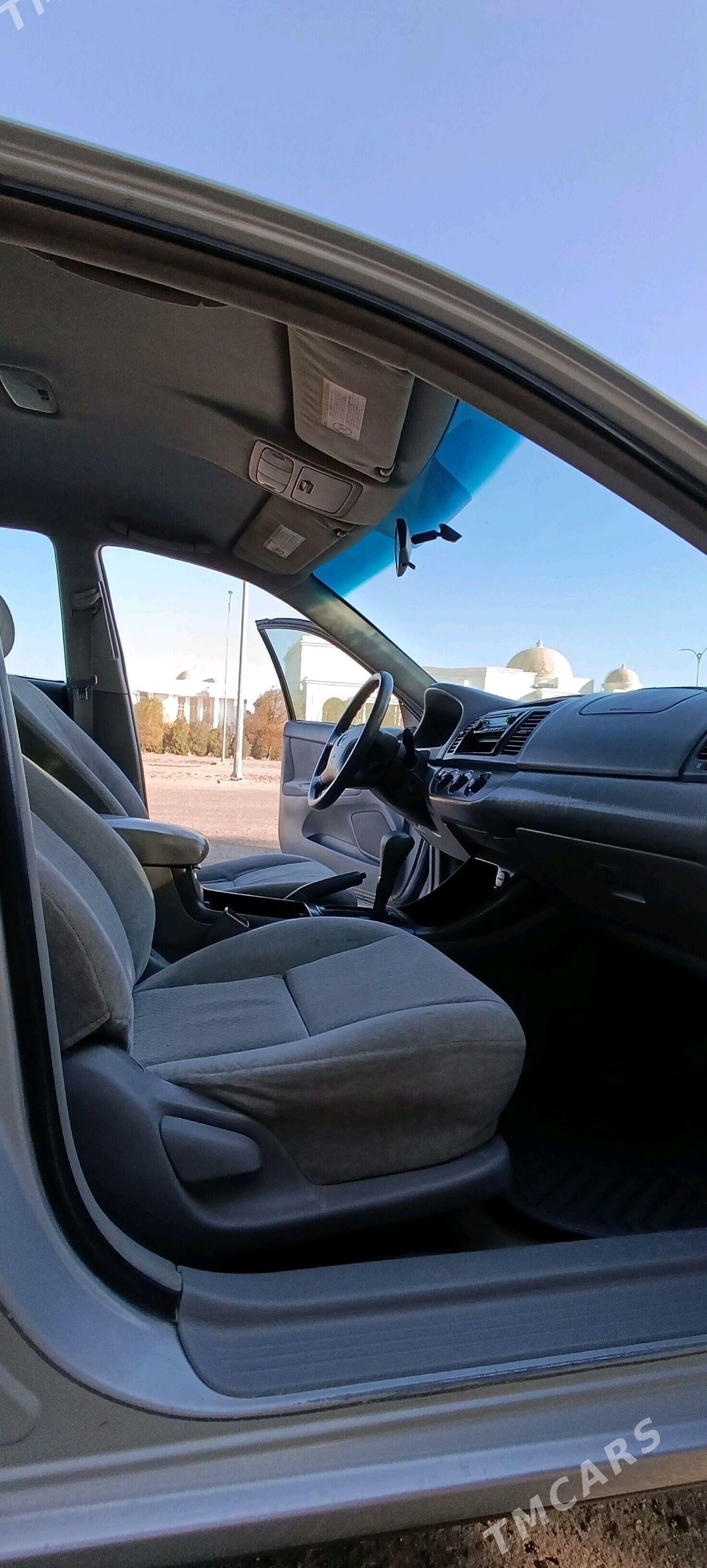 Toyota Camry 2003 - 155 000 TMT - Дашогуз - img 7