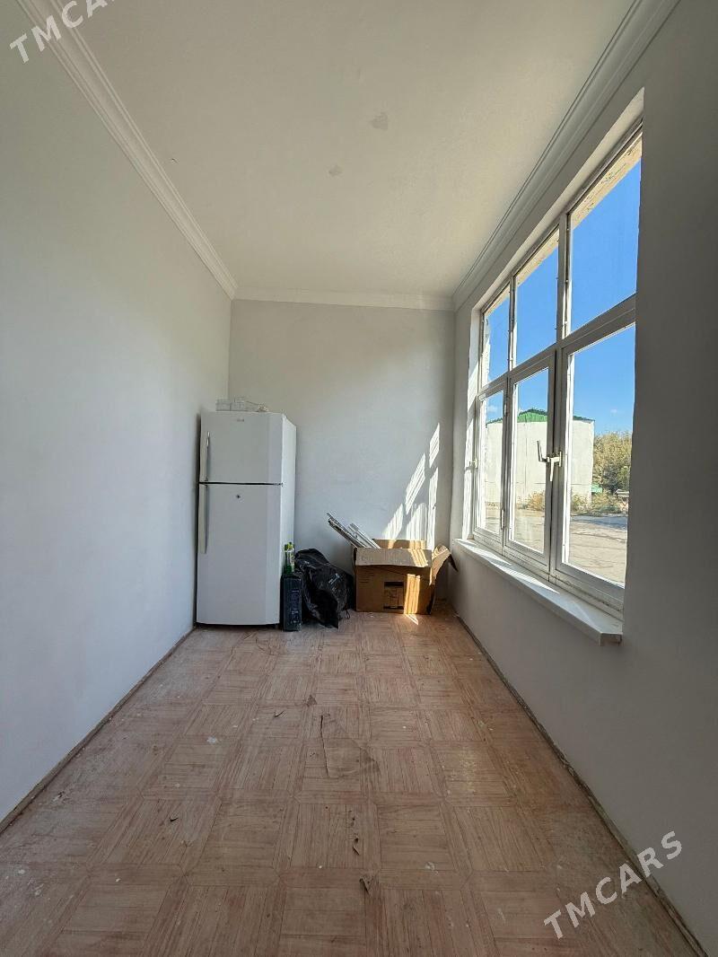 Amatly 2 mkr 2 etaž 1 kom - Ашхабад - img 2