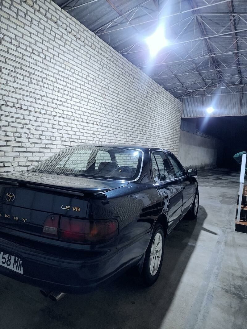 Toyota Camry 1995 - 105 000 TMT - Мургап - img 3