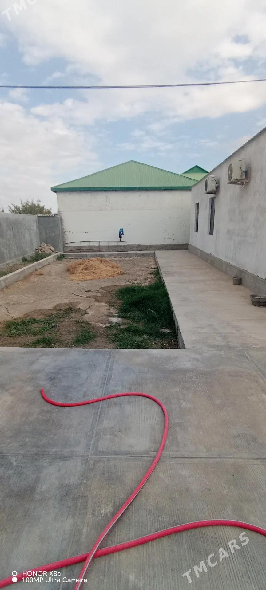 Bagyr Mirewe 4 komn 5 sotok - Bagyr - img 1