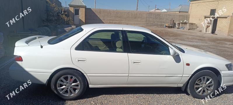 Toyota Camry 1999 - 120 000 TMT - Мары - img 3