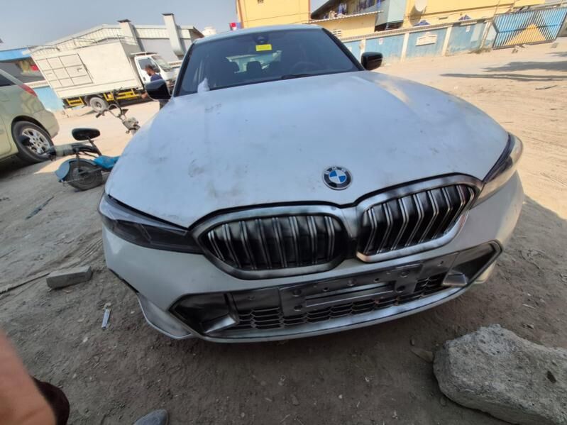 BMW 330 2025 - 450 000 TMT - Ашхабад - img 5