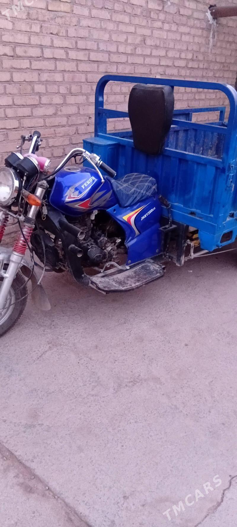 Fekon FK150-8G 2016 - 17 000 TMT - Çärjew - img 1