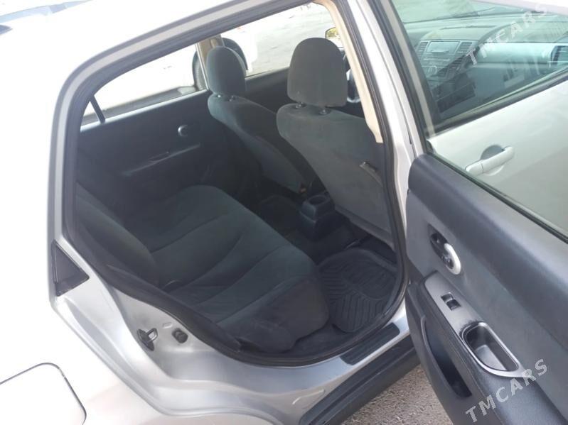 Nissan Versa 2009 - 115 000 TMT - Теджен - img 4
