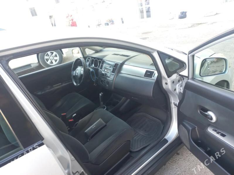 Nissan Versa 2009 - 115 000 TMT - Теджен - img 5