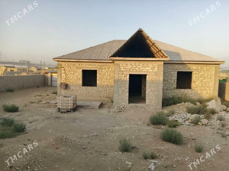 Nebitçi - Хазар - img 5