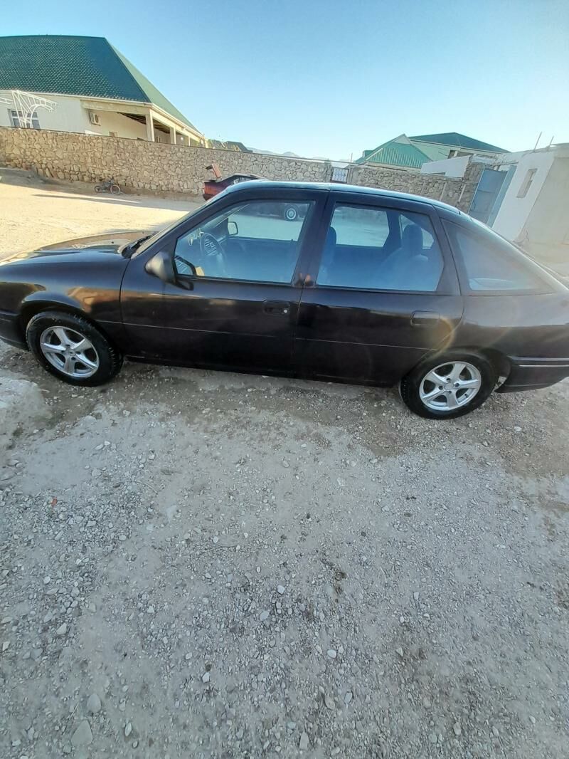 Opel Vectra 1992 - 37 000 TMT - Balkanabat - img 2