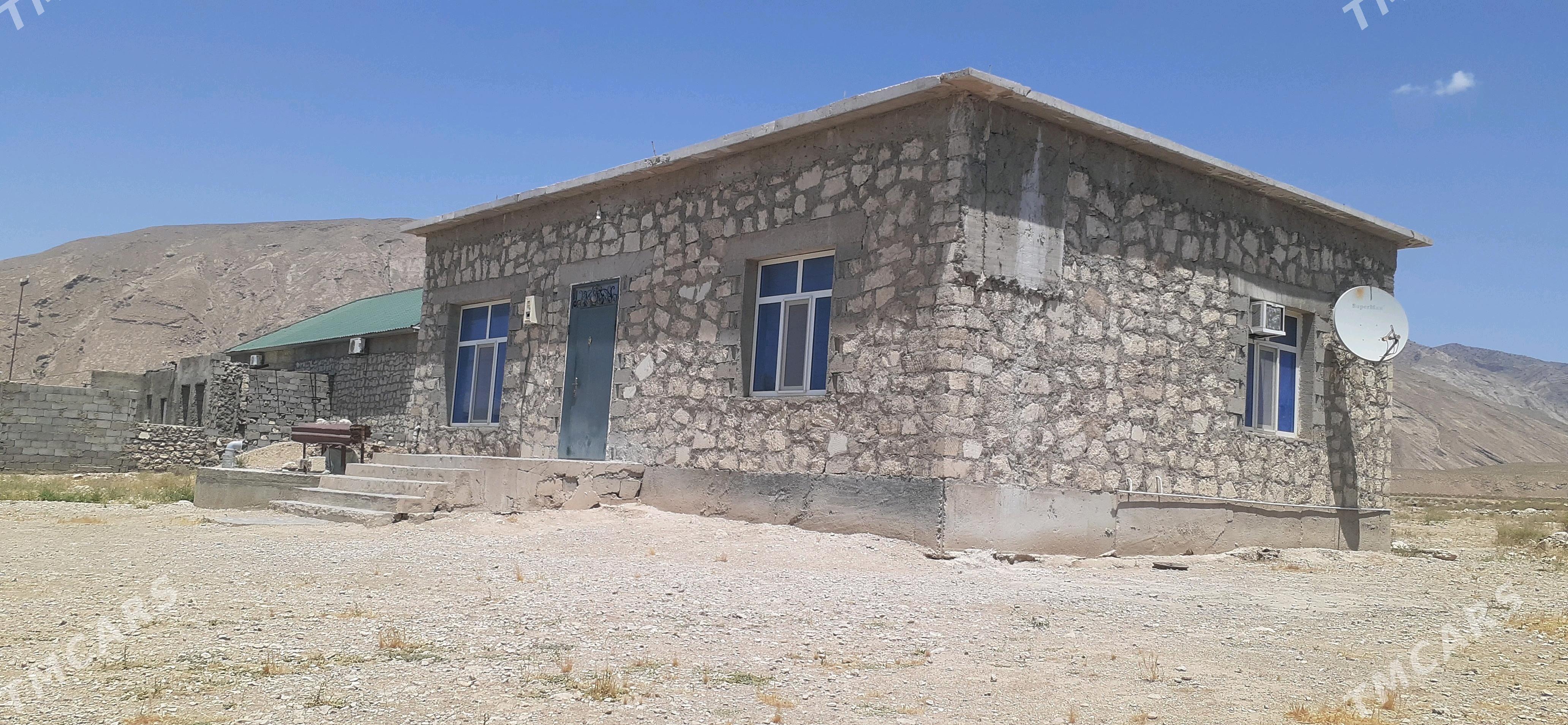 Nebitci 28 - Balkanabat - img 2