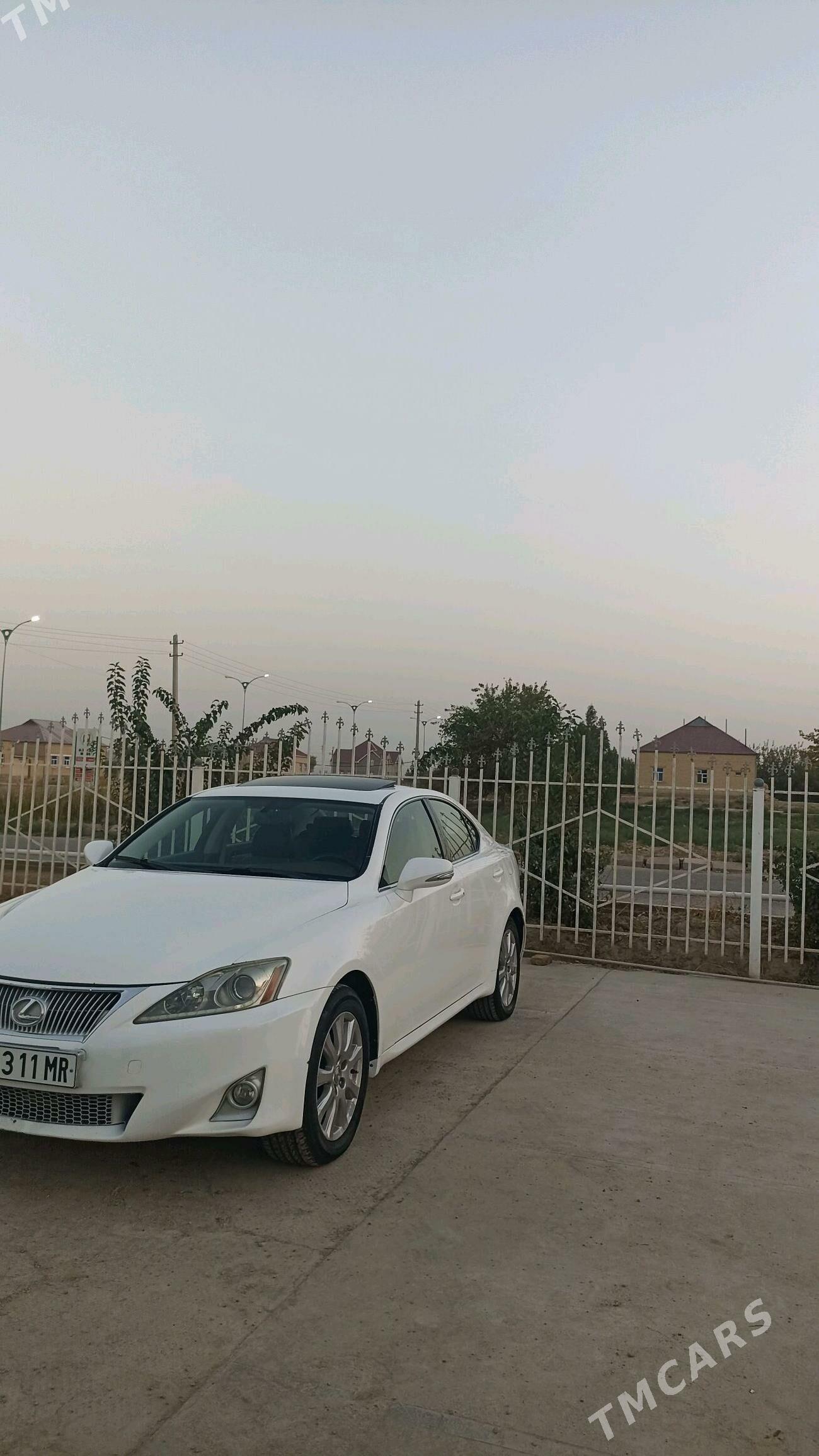 Lexus IS 250 2011 - 160 000 TMT - Garagum etraby - img 1