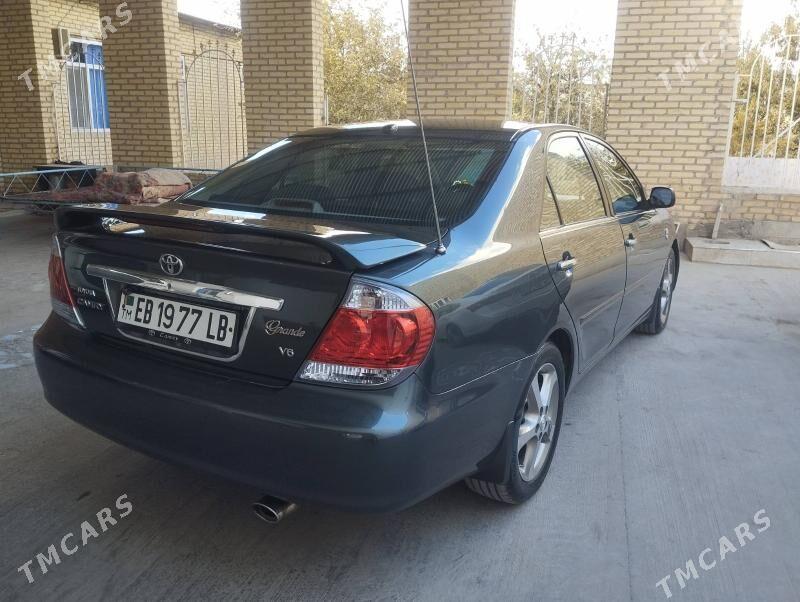 Toyota Camry 2003 - 220 000 TMT - Çärjew - img 4