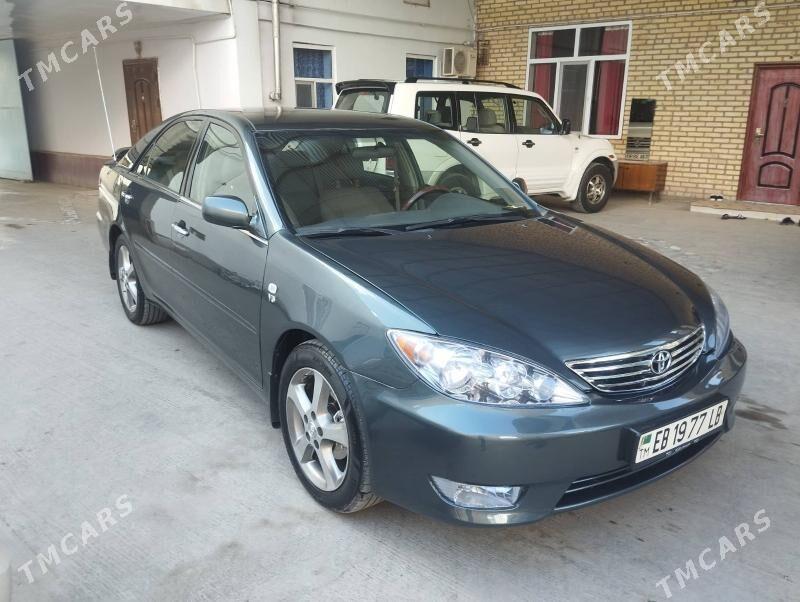 Toyota Camry 2003 - 220 000 TMT - Çärjew - img 1