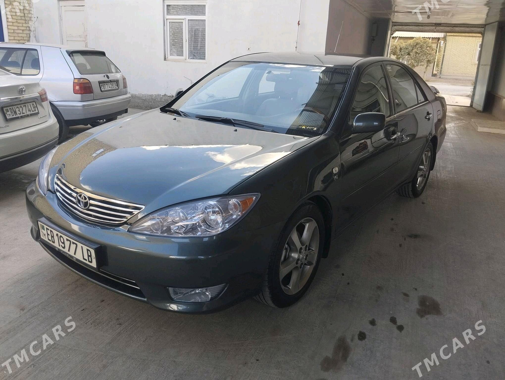 Toyota Camry 2003 - 220 000 TMT - Çärjew - img 2