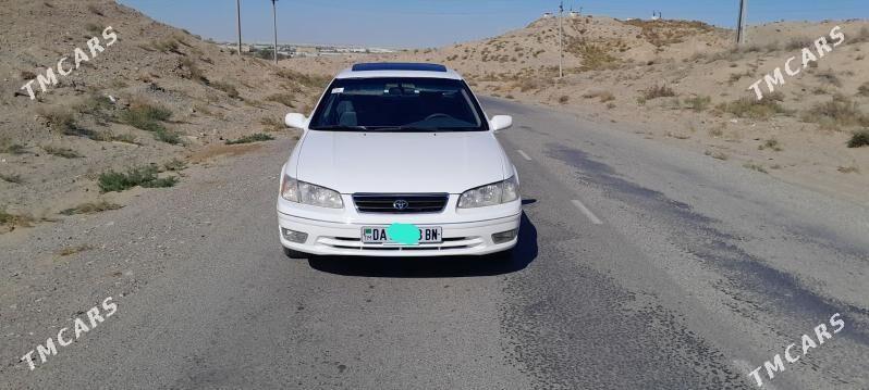 Toyota Camry 2001 - 140 000 TMT - Gyzylarbat - img 1