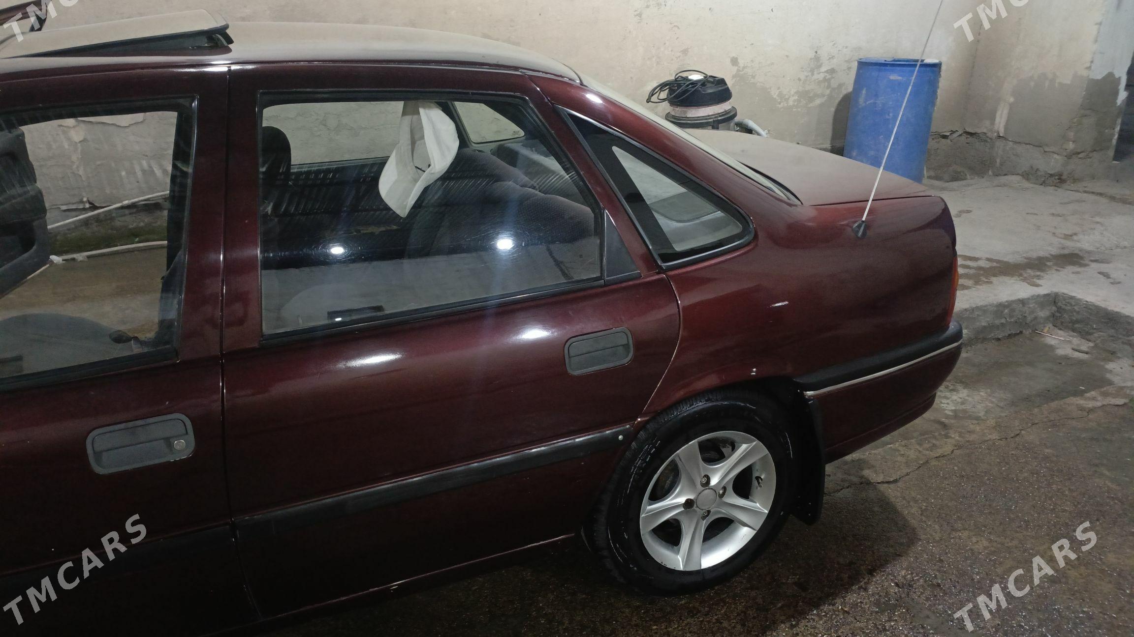 Opel Vectra 1995 - 32 000 TMT - Векильбазар - img 4